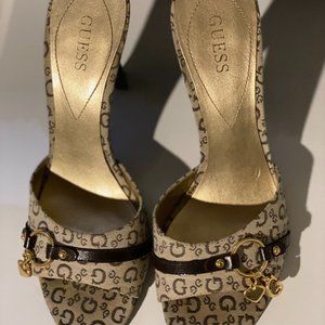 Size 9.5 GUESS by Marciano Mule